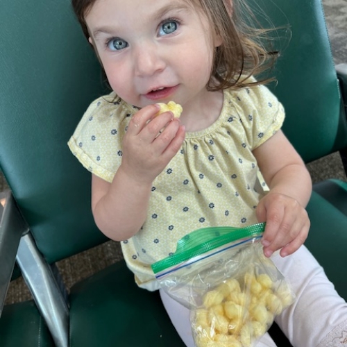 Why Relaxed Mealtimes Matter for Picky Eaters (And What Pressure Does Instead)